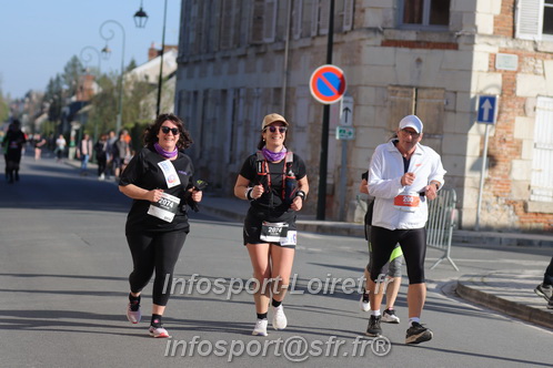 Marathon_Cheverny2025_Dimanche_Passage_CentreVille/2025CHEVERNY_VILLE_001463.JPG