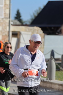 Marathon_Cheverny2025_Dimanche_Passage_CentreVille/2025CHEVERNY_VILLE_001466.JPG