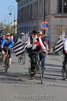 Marathon_Cheverny2025_Dimanche_Passage_CentreVille/2025CHEVERNY_VILLE_001479.JPG