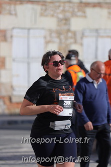 Marathon_Cheverny2025_Dimanche_Passage_CentreVille/2025CHEVERNY_VILLE_001483.JPG