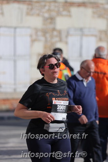 Marathon_Cheverny2025_Dimanche_Passage_CentreVille/2025CHEVERNY_VILLE_001484.JPG