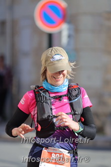 Marathon_Cheverny2025_Dimanche_Passage_CentreVille/2025CHEVERNY_VILLE_001493.JPG