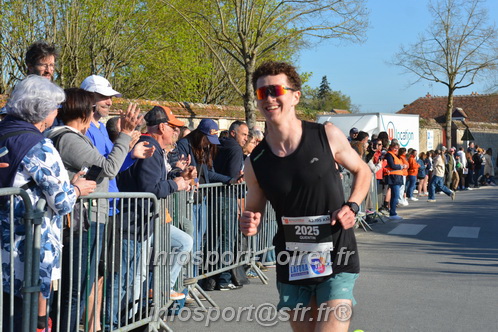 Marathon_Cheverny2025_Dimanche_Passage_CentreVille/2025CHEVERNY_VILLE_001510.JPG