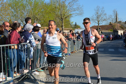 Marathon_Cheverny2025_Dimanche_Passage_CentreVille/2025CHEVERNY_VILLE_001512.JPG