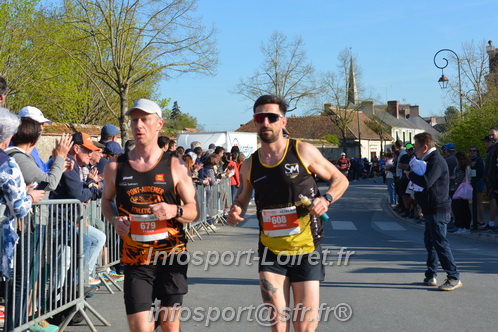 Marathon_Cheverny2025_Dimanche_Passage_CentreVille/2025CHEVERNY_VILLE_001518.JPG