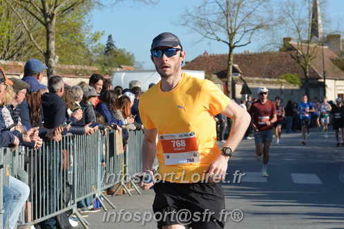 Marathon_Cheverny2025_Dimanche_Passage_CentreVille/2025CHEVERNY_VILLE_001520.JPG