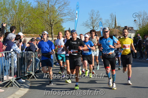 Marathon_Cheverny2025_Dimanche_Passage_CentreVille/2025CHEVERNY_VILLE_001547.JPG