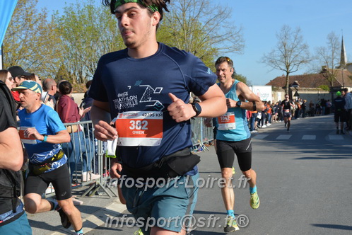Marathon_Cheverny2025_Dimanche_Passage_CentreVille/2025CHEVERNY_VILLE_001552.JPG
