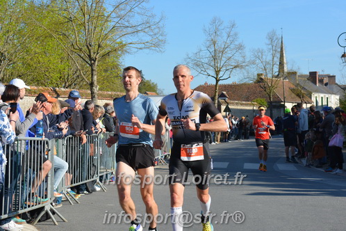 Marathon_Cheverny2025_Dimanche_Passage_CentreVille/2025CHEVERNY_VILLE_001557.JPG