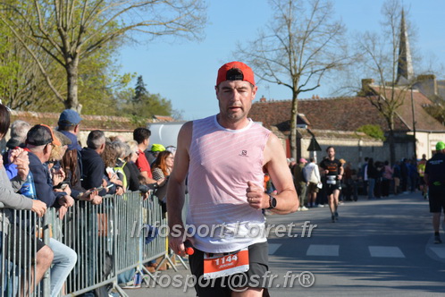 Marathon_Cheverny2025_Dimanche_Passage_CentreVille/2025CHEVERNY_VILLE_001563.JPG