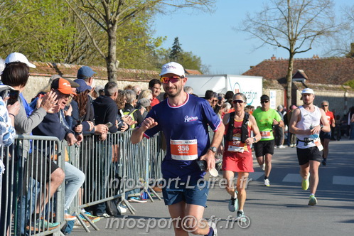 Marathon_Cheverny2025_Dimanche_Passage_CentreVille/2025CHEVERNY_VILLE_001573.JPG