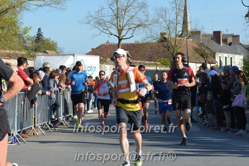 Marathon_Cheverny2025_Dimanche_Passage_CentreVille/2025CHEVERNY_VILLE_001586.JPG