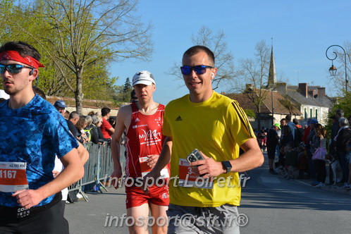 Marathon_Cheverny2025_Dimanche_Passage_CentreVille/2025CHEVERNY_VILLE_001592.JPG