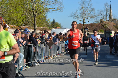 Marathon_Cheverny2025_Dimanche_Passage_CentreVille/2025CHEVERNY_VILLE_001610.JPG