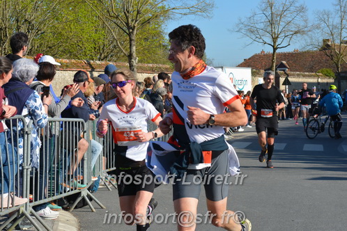 Marathon_Cheverny2025_Dimanche_Passage_CentreVille/2025CHEVERNY_VILLE_001613.JPG