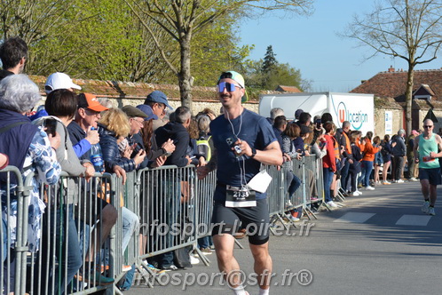 Marathon_Cheverny2025_Dimanche_Passage_CentreVille/2025CHEVERNY_VILLE_001620.JPG