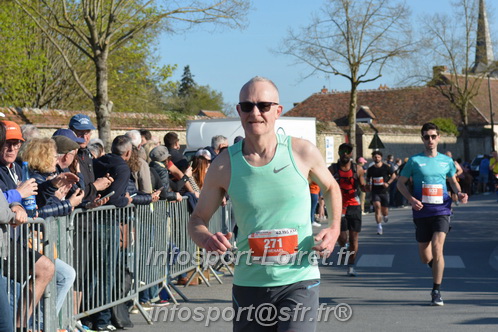 Marathon_Cheverny2025_Dimanche_Passage_CentreVille/2025CHEVERNY_VILLE_001621.JPG