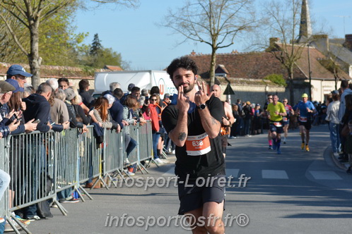 Marathon_Cheverny2025_Dimanche_Passage_CentreVille/2025CHEVERNY_VILLE_001624.JPG