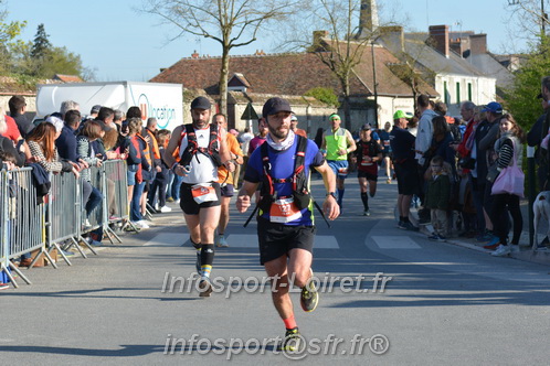 Marathon_Cheverny2025_Dimanche_Passage_CentreVille/2025CHEVERNY_VILLE_001632.JPG