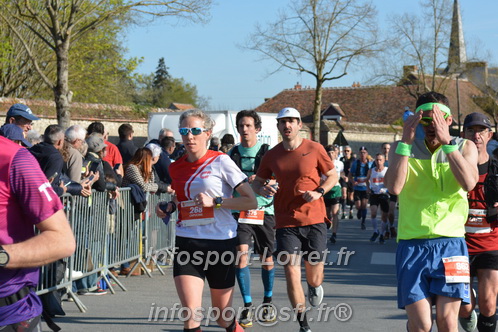 Marathon_Cheverny2025_Dimanche_Passage_CentreVille/2025CHEVERNY_VILLE_001638.JPG