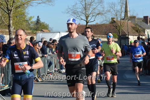 Marathon_Cheverny2025_Dimanche_Passage_CentreVille/2025CHEVERNY_VILLE_001664.JPG