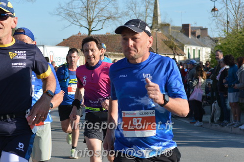 Marathon_Cheverny2025_Dimanche_Passage_CentreVille/2025CHEVERNY_VILLE_001668.JPG