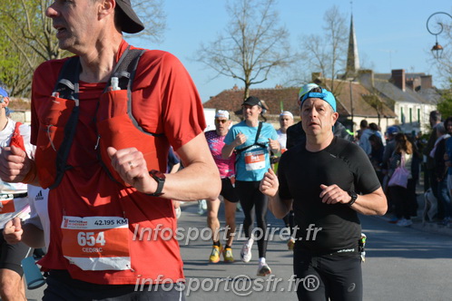 Marathon_Cheverny2025_Dimanche_Passage_CentreVille/2025CHEVERNY_VILLE_001687.JPG