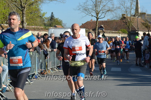 Marathon_Cheverny2025_Dimanche_Passage_CentreVille/2025CHEVERNY_VILLE_001702.JPG