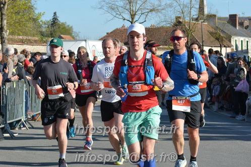 Marathon_Cheverny2025_Dimanche_Passage_CentreVille/2025CHEVERNY_VILLE_001706.JPG
