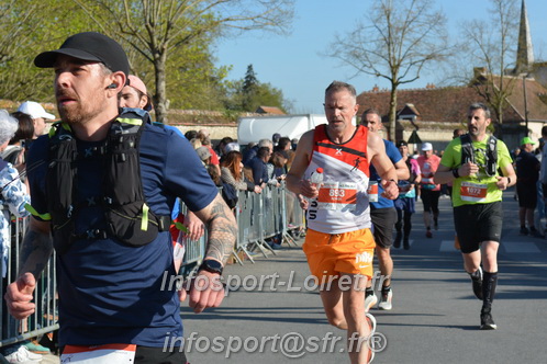 Marathon_Cheverny2025_Dimanche_Passage_CentreVille/2025CHEVERNY_VILLE_001713.JPG