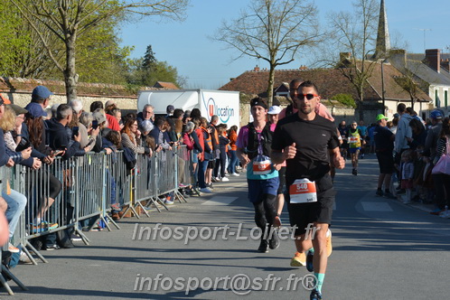 Marathon_Cheverny2025_Dimanche_Passage_CentreVille/2025CHEVERNY_VILLE_001715.JPG