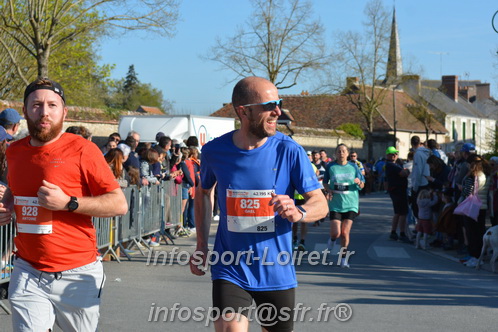 Marathon_Cheverny2025_Dimanche_Passage_CentreVille/2025CHEVERNY_VILLE_001731.JPG