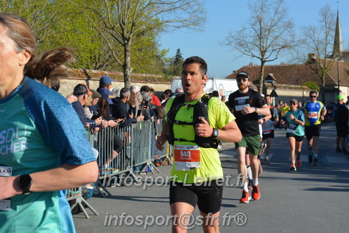 Marathon_Cheverny2025_Dimanche_Passage_CentreVille/2025CHEVERNY_VILLE_001735.JPG