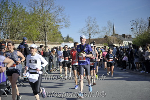 Marathon_Cheverny2025_Dimanche_Passage_CentreVille/2025CHEVERNY_VILLE_001745.JPG