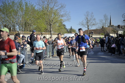 Marathon_Cheverny2025_Dimanche_Passage_CentreVille/2025CHEVERNY_VILLE_001754.JPG