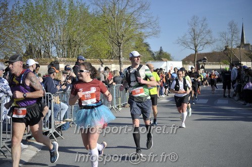 Marathon_Cheverny2025_Dimanche_Passage_CentreVille/2025CHEVERNY_VILLE_001755.JPG