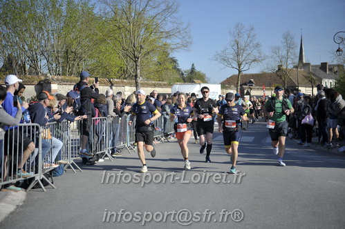 Marathon_Cheverny2025_Dimanche_Passage_CentreVille/2025CHEVERNY_VILLE_001762.JPG