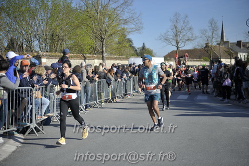 Marathon_Cheverny2025_Dimanche_Passage_CentreVille/2025CHEVERNY_VILLE_001765.JPG