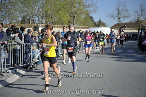 Marathon_Cheverny2025_Dimanche_Passage_CentreVille/2025CHEVERNY_VILLE_001792.JPG