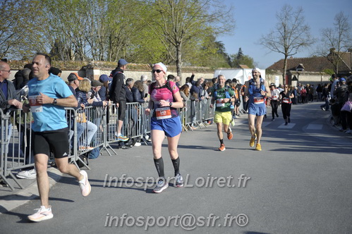 Marathon_Cheverny2025_Dimanche_Passage_CentreVille/2025CHEVERNY_VILLE_001793.JPG