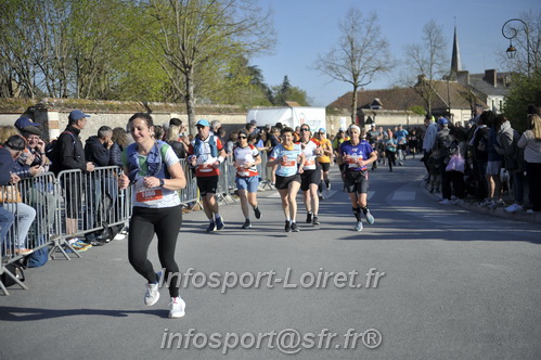 Marathon_Cheverny2025_Dimanche_Passage_CentreVille/2025CHEVERNY_VILLE_001797.JPG