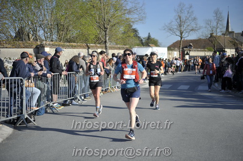 Marathon_Cheverny2025_Dimanche_Passage_CentreVille/2025CHEVERNY_VILLE_001804.JPG