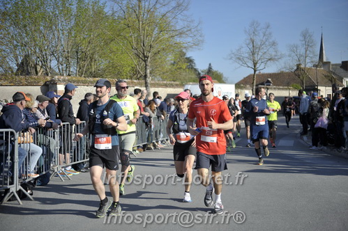 Marathon_Cheverny2025_Dimanche_Passage_CentreVille/2025CHEVERNY_VILLE_001808.JPG