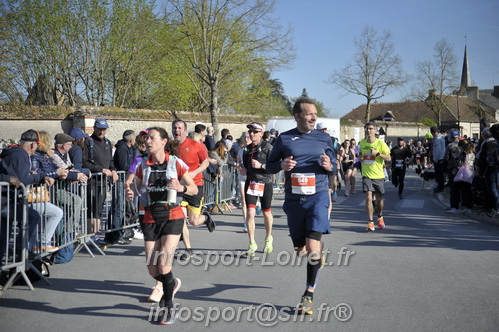 Marathon_Cheverny2025_Dimanche_Passage_CentreVille/2025CHEVERNY_VILLE_001809.JPG