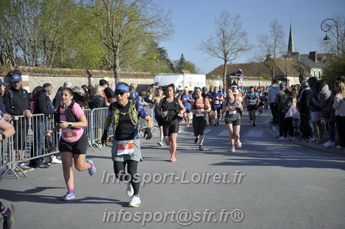 Marathon_Cheverny2025_Dimanche_Passage_CentreVille/2025CHEVERNY_VILLE_001812.JPG