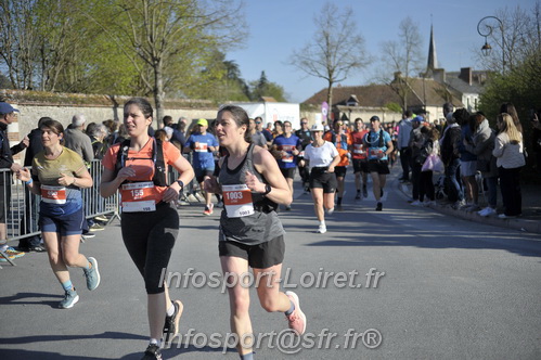 Marathon_Cheverny2025_Dimanche_Passage_CentreVille/2025CHEVERNY_VILLE_001813.JPG