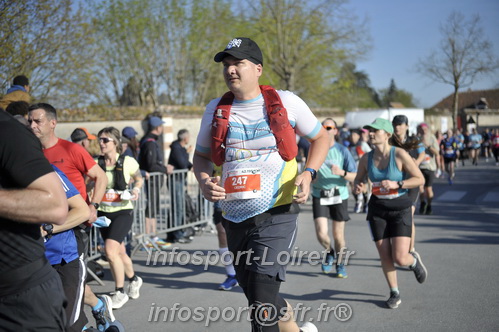 Marathon_Cheverny2025_Dimanche_Passage_CentreVille/2025CHEVERNY_VILLE_001823.JPG
