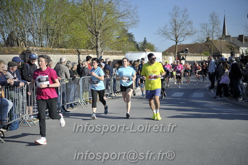Marathon_Cheverny2025_Dimanche_Passage_CentreVille/2025CHEVERNY_VILLE_001826.JPG