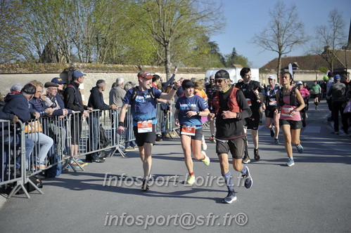 Marathon_Cheverny2025_Dimanche_Passage_CentreVille/2025CHEVERNY_VILLE_001830.JPG