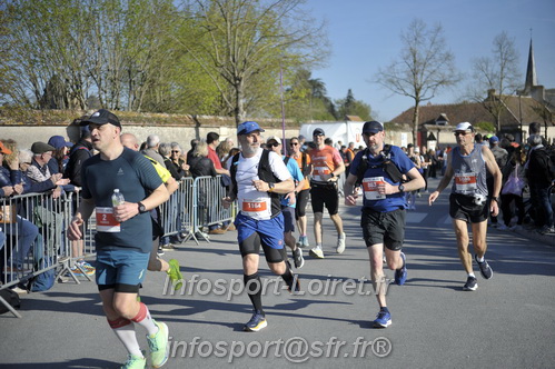 Marathon_Cheverny2025_Dimanche_Passage_CentreVille/2025CHEVERNY_VILLE_001836.JPG